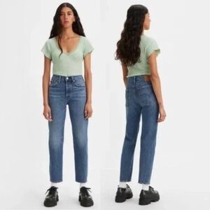 Levi’s premium Wedgie Straight Jeans in Medium Wash 16966